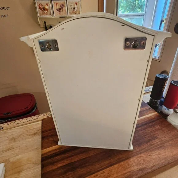 Wood curio trinket shelf - Picture 4 of 7